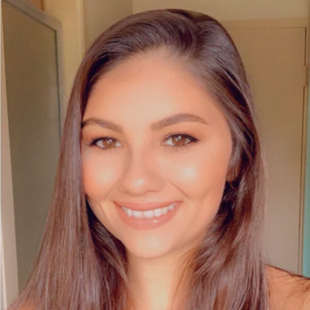Meet your Posher, Jasmine